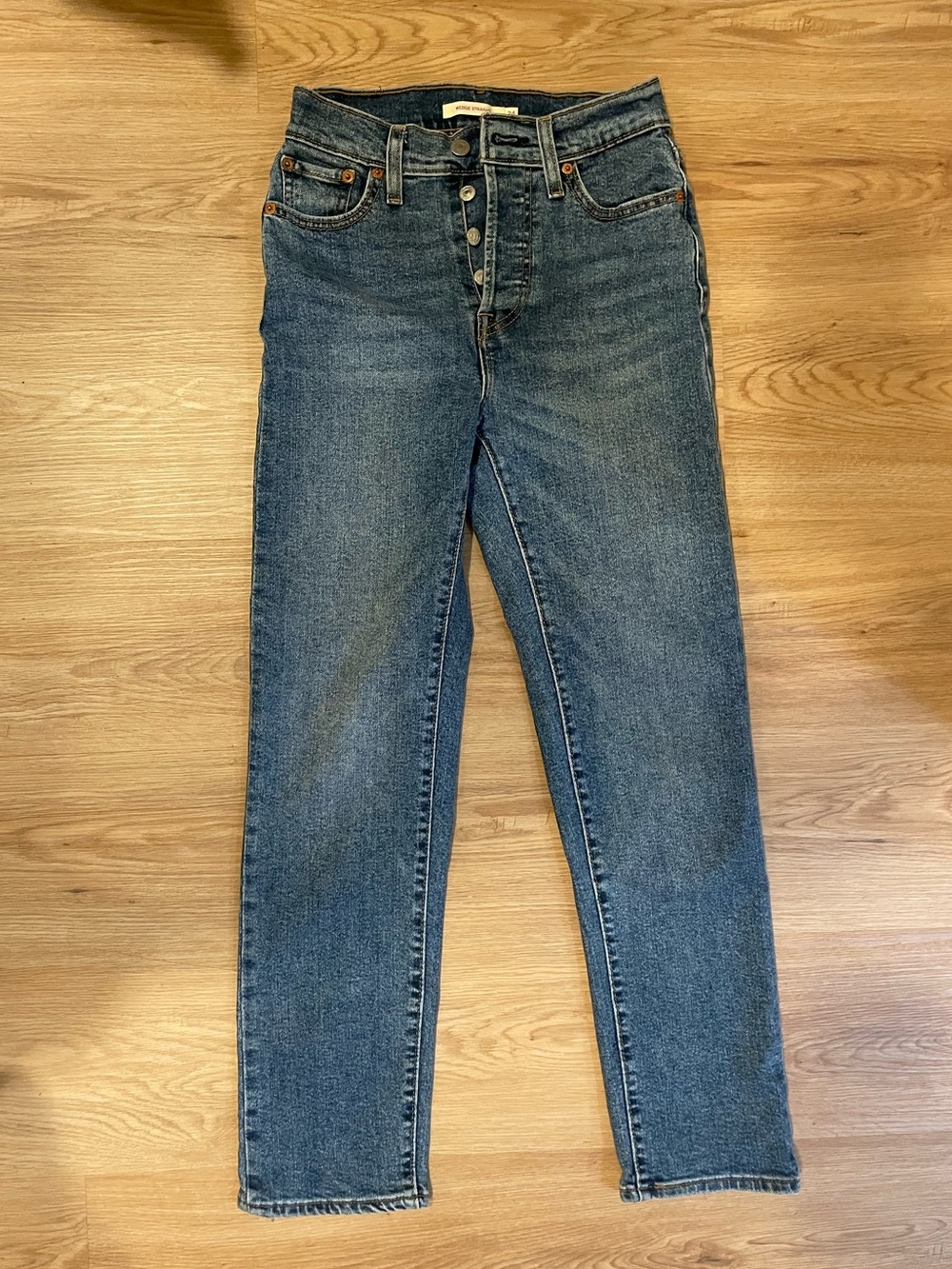 Levi’s Classic High-Rise Women’s Jeans - Blue